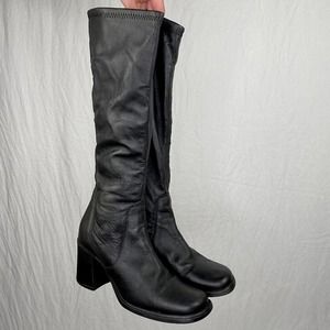 90s square toe heeled boots